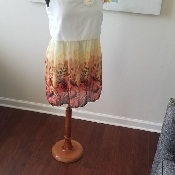 Kate's Multicolored  Dress  - Picture 7 of 10